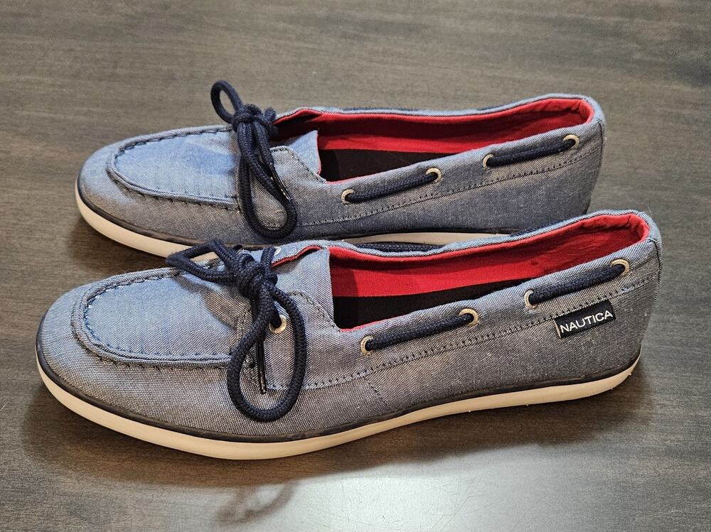 NAUTICA Pinecrest Blue Textured Boat Shoes ~Womens Size 9